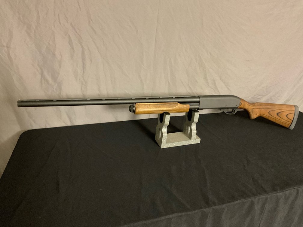 Remington 870 12 Gauge Pump Shotgun