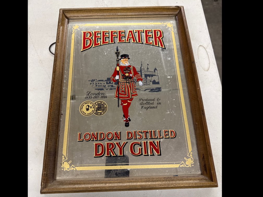 Beefeater London Distilled Dry Gin Picture