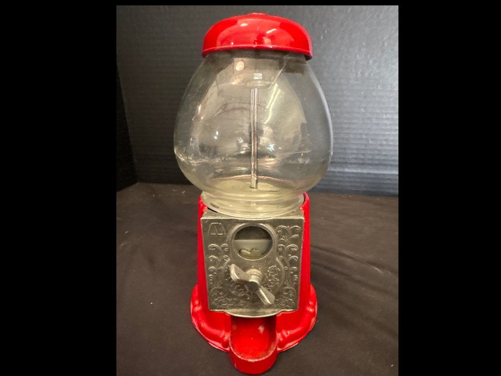 Metal Gum Ball Machine