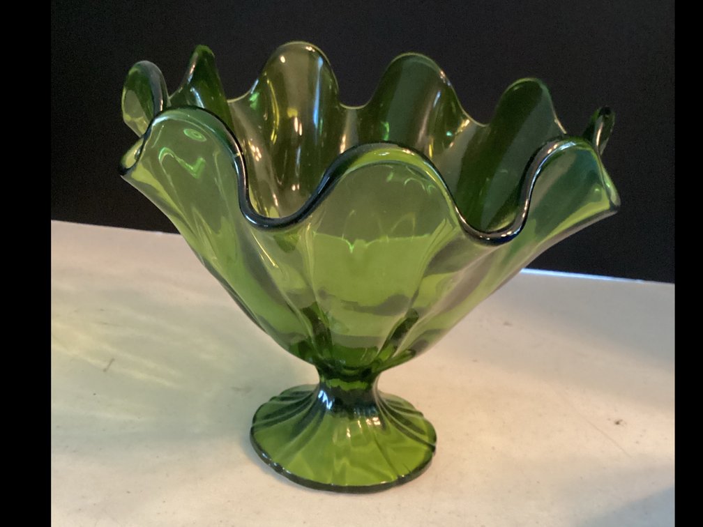 L. E. Smith Glass Vase