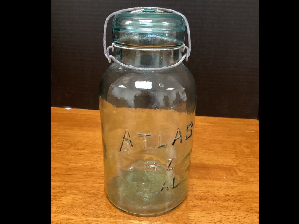 Atlas 2 Quart Jar