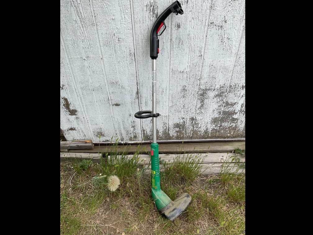 Weed Eater 10” Electric String Trimmer