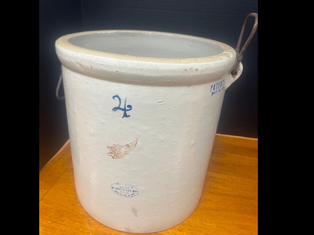 4 Gallon Redwing Crock
