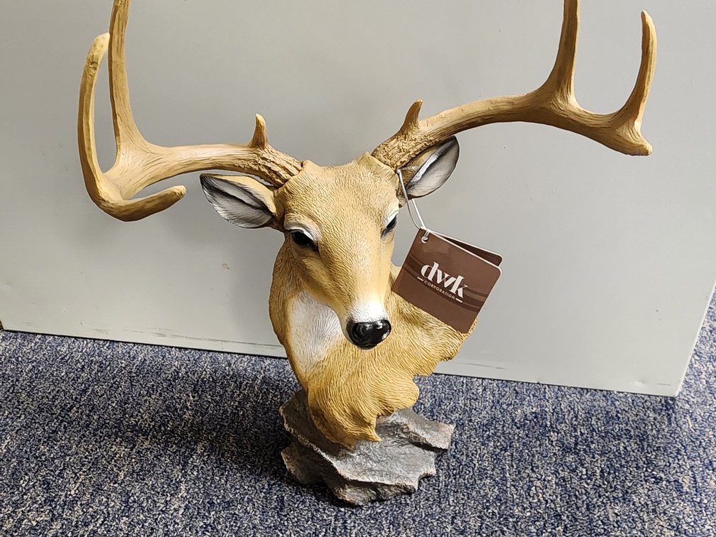 Creative Corner Prairie Pickins Buck Deer mount bust