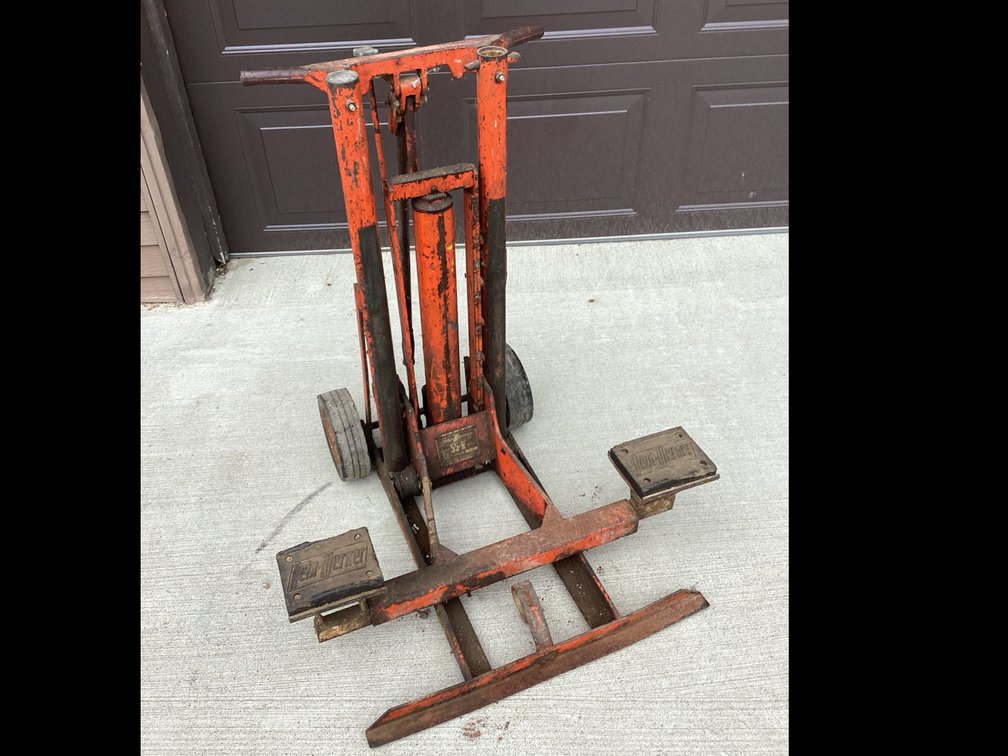 Hein Werner 1-1/2 Ton Hydraulic Bumper Jack