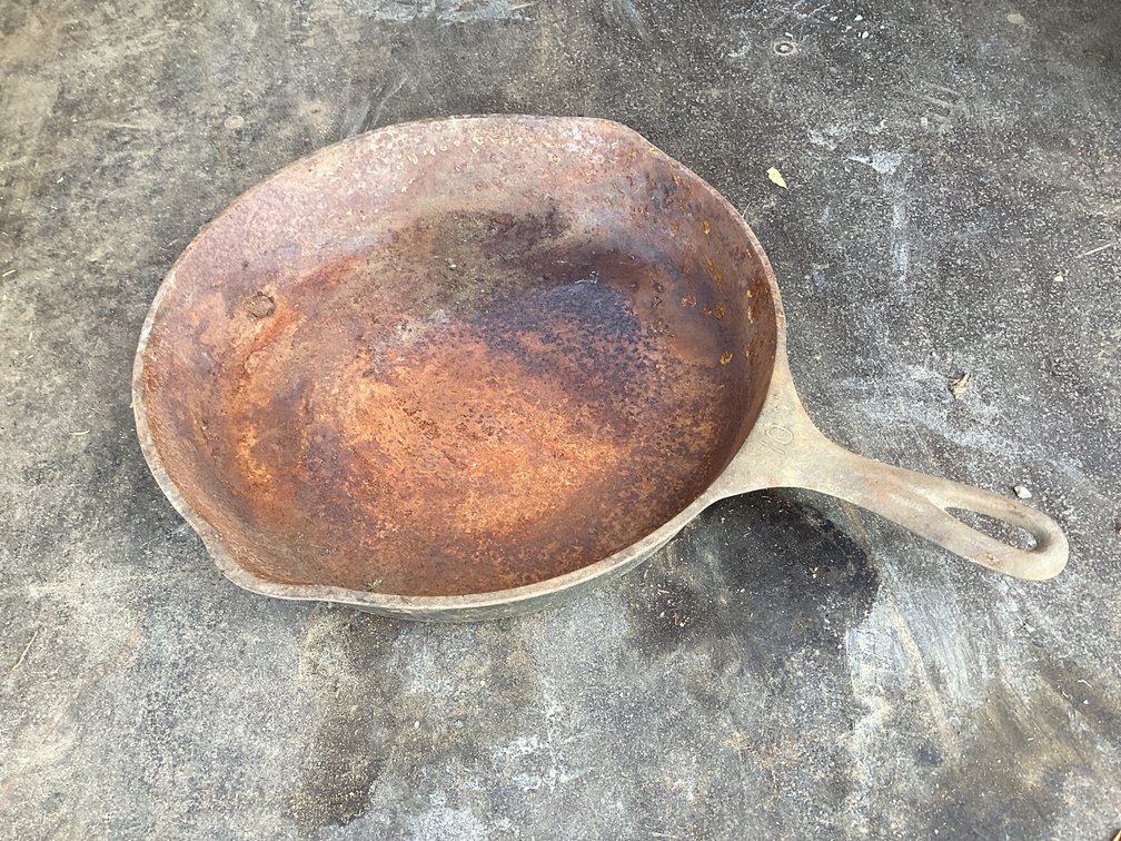 10” Wagner Cast Iron Pan