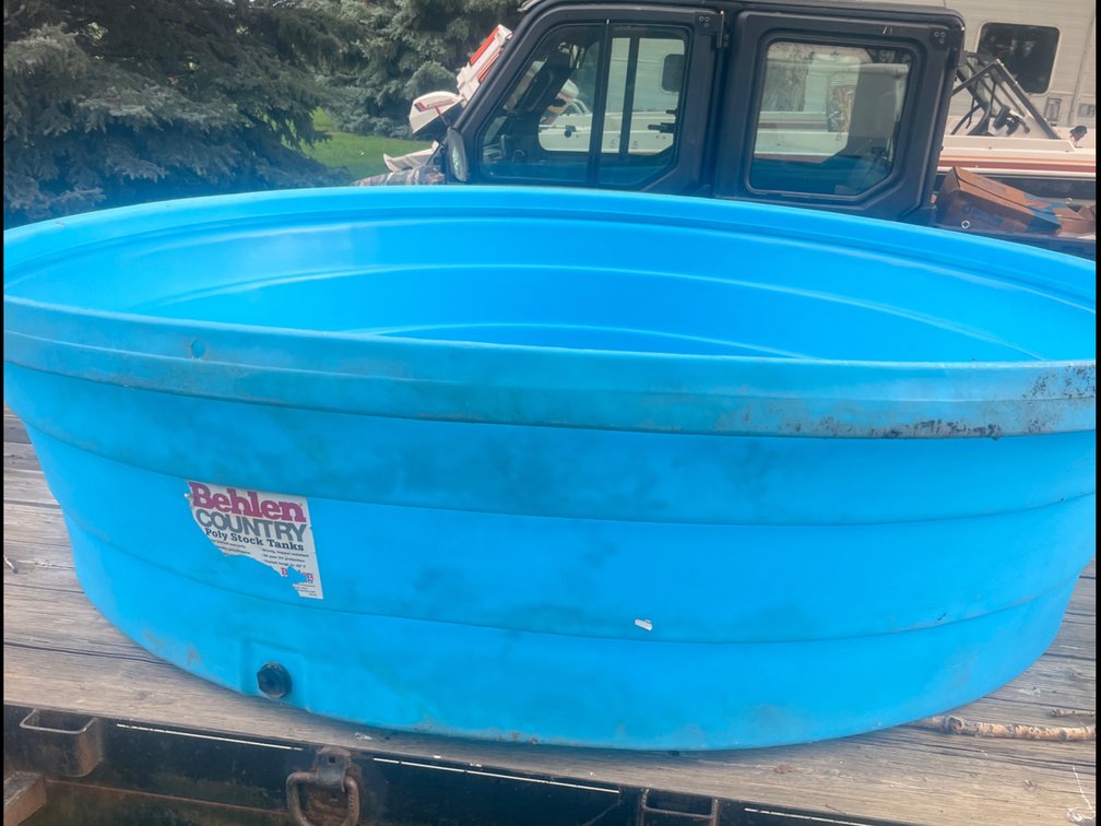 Round Stock Water Tank