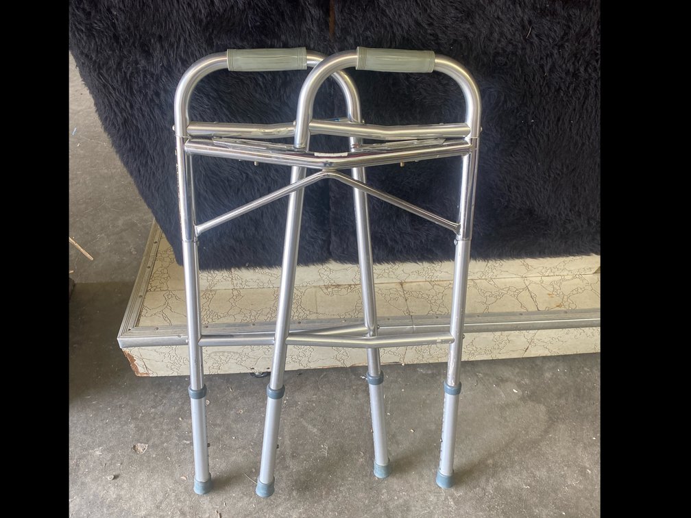 Collapsing Aluminum Walker