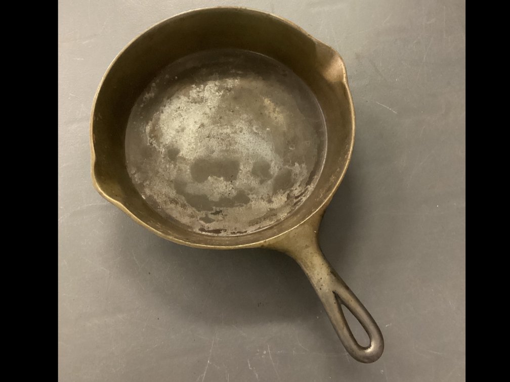 Wagner Ware 8” Skillet - Cast Iron