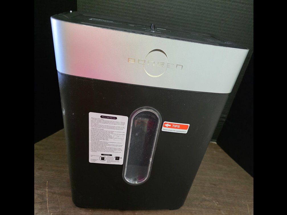 Bonsen 8-Sheet Cross Cut Paper Shredder
