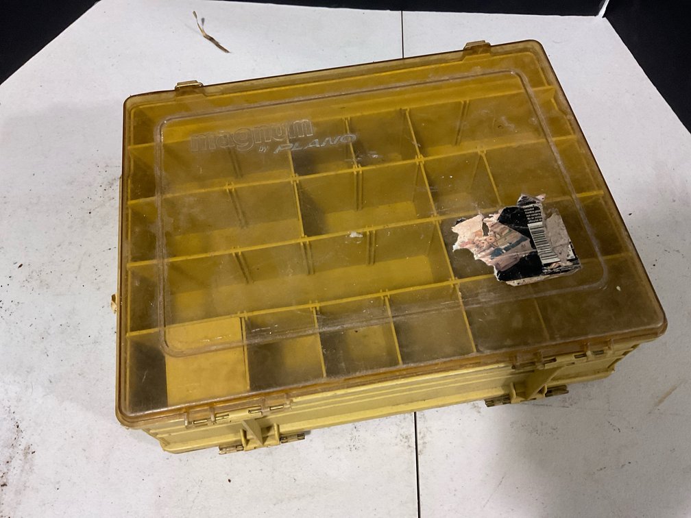 Plano Magnum Dual Compartment Tackle Organizer