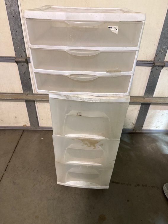 2 Storage Bins