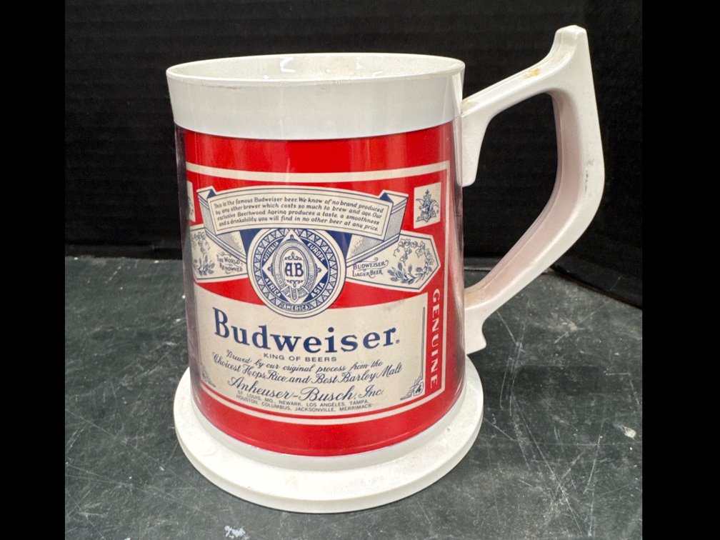 Insulated plastic Budweiser mug