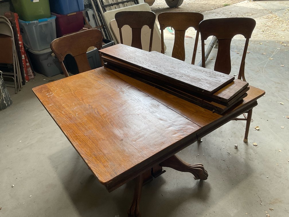 Wood Dining Room Table W/ 4 Chairs
