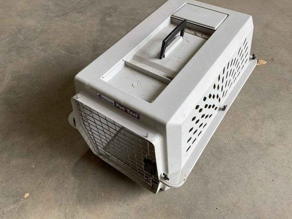Petmate Pet Taxi 24x17x15”