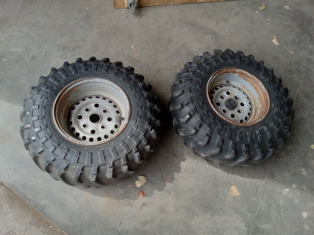 H Trak 24x9.00-11 Tire W/ Rims
