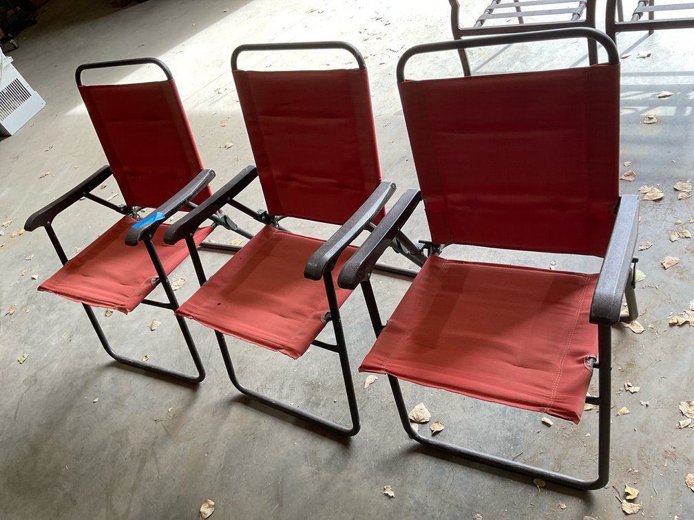 Folding Lawn Chairs (3)