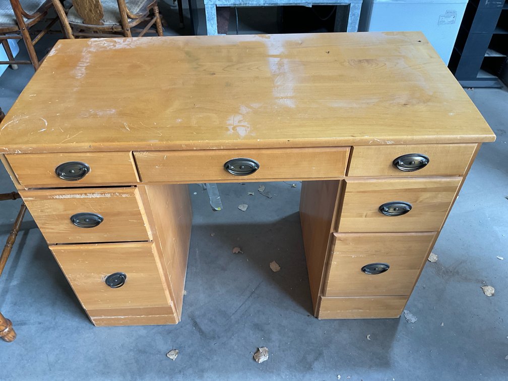 Wood Desk 42x20x30”