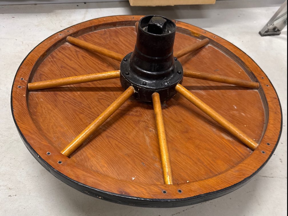 Wagon Wheel Table Top Lazy Susan W/ Horseshoe Feet