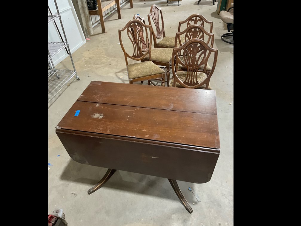 Drop Leaf Table & 6 Chairs
