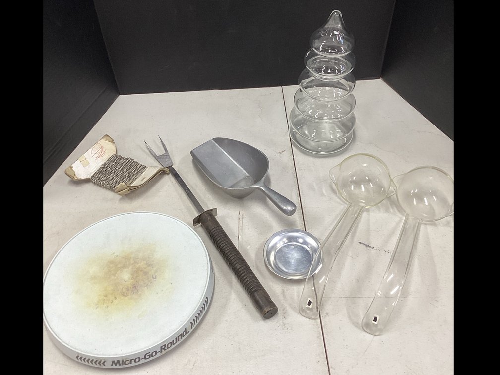 Metal Scoop, Plastic Ladles, Glass Christmas Tree Candy Holder, Micro-Go-Round