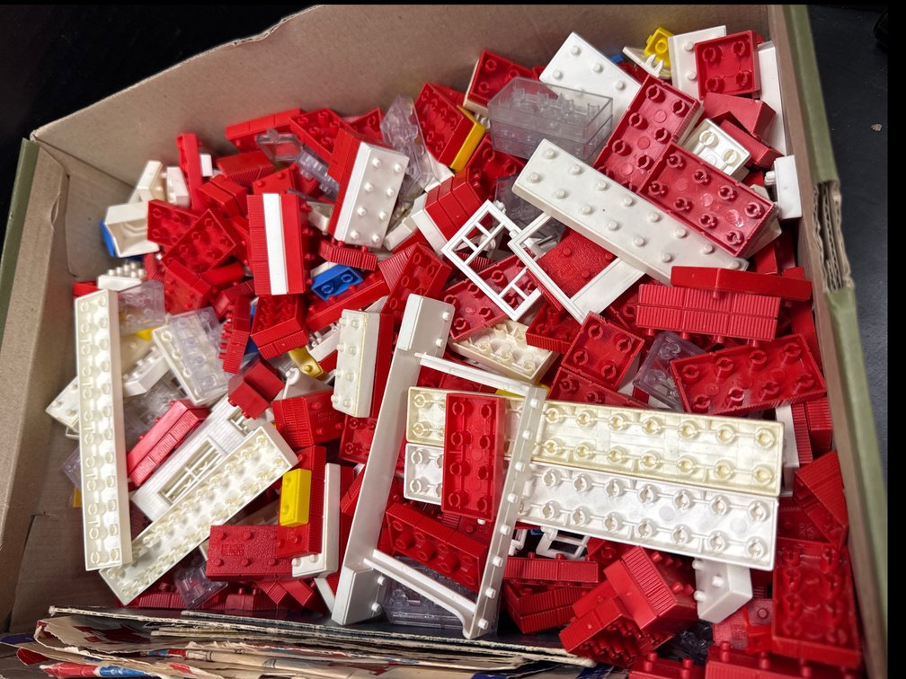 1960s American Brick Toys- Resmbles Legos