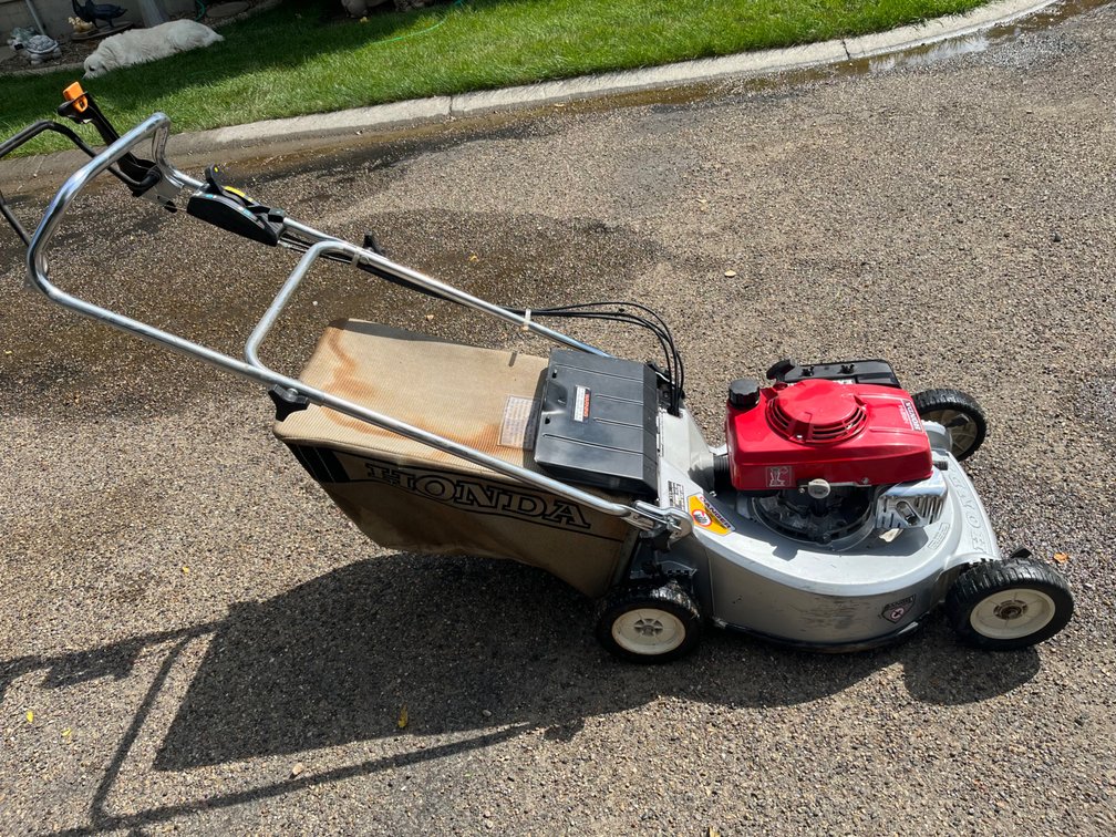 Honda HR214 Push Mower