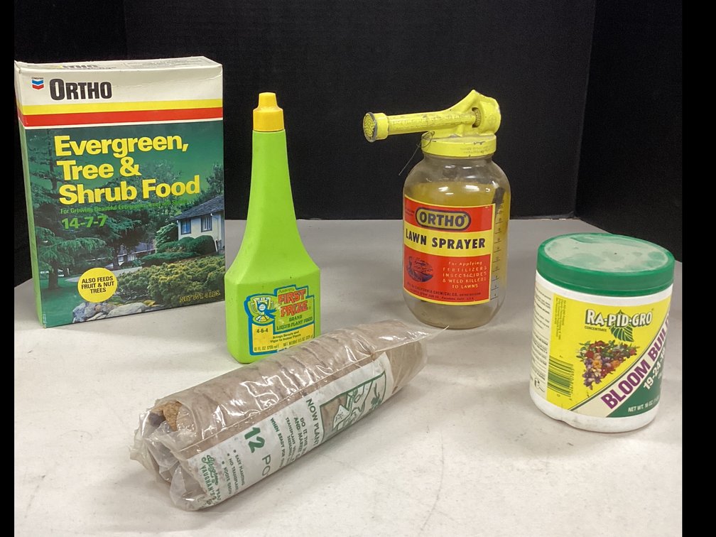 Lawn & Flower Fertilizers & Supplies