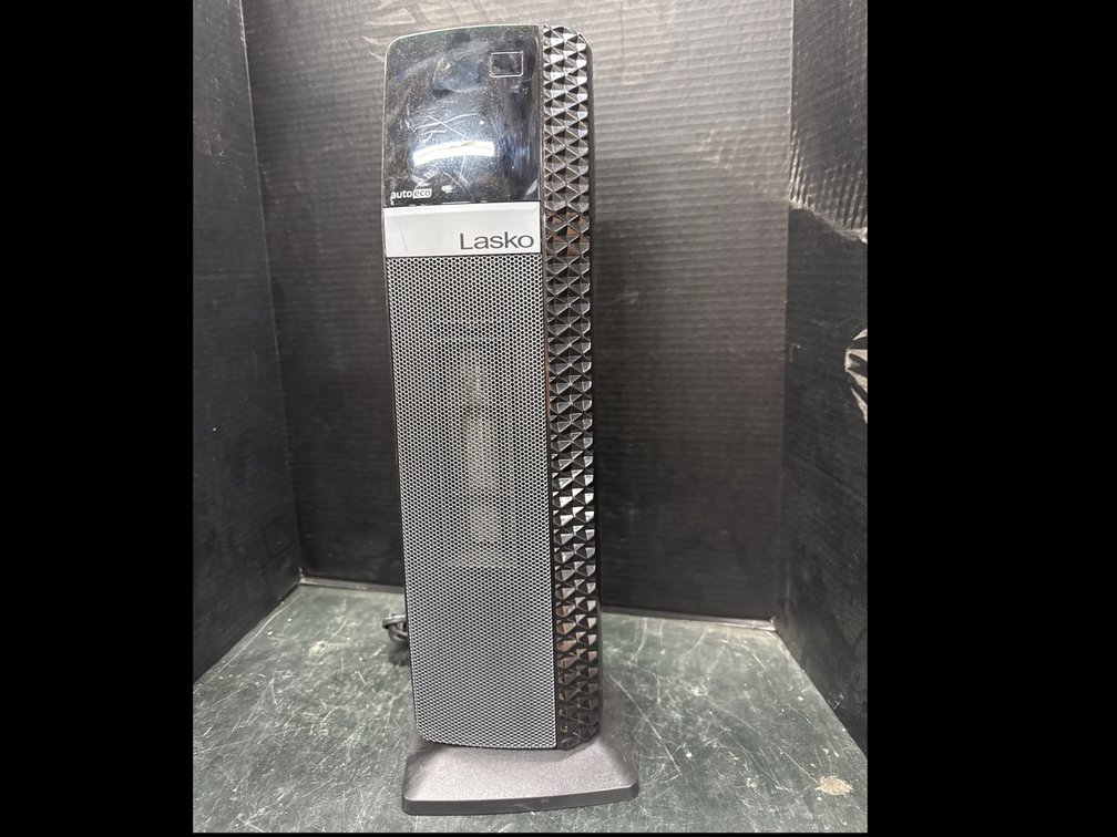 Lasko Electric Movable Air Tower Heater