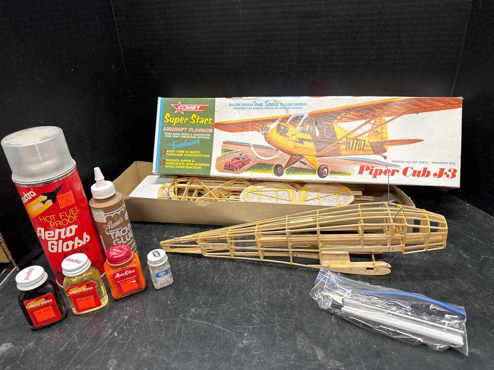 Comet Super Star Balsa Wood Model Kit