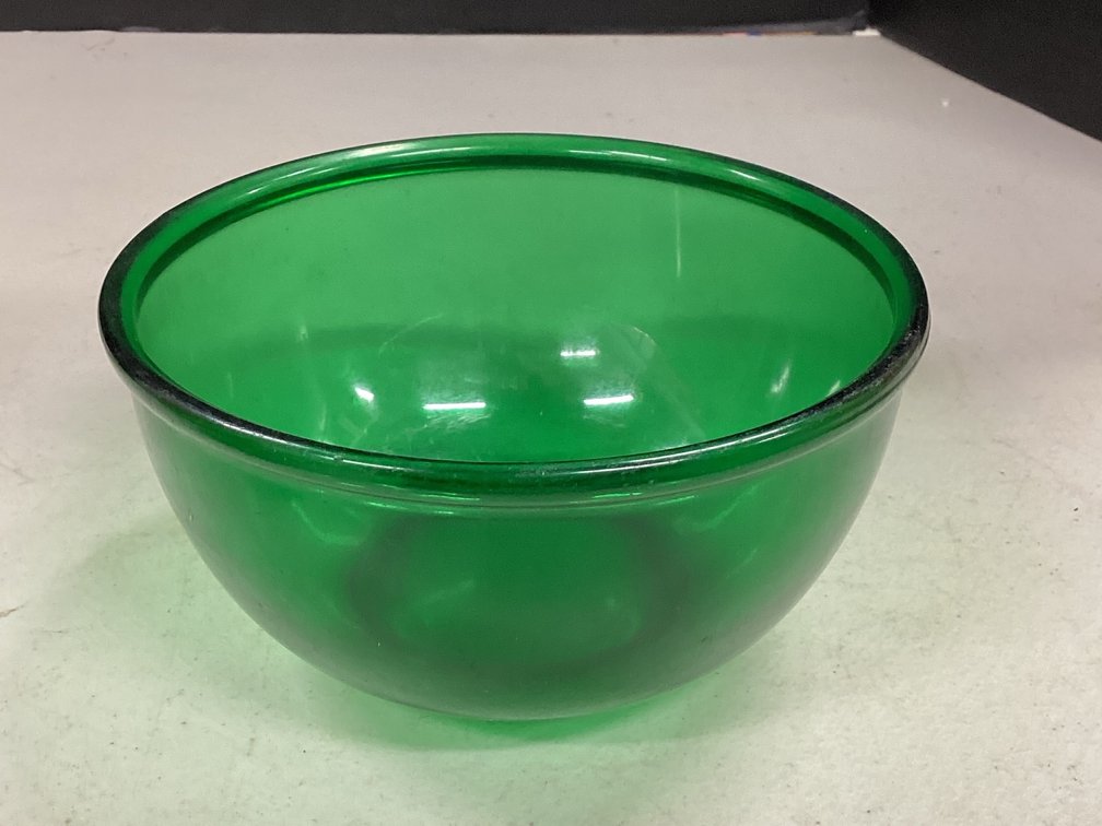 Vintage 6” Forrest Green Bowl