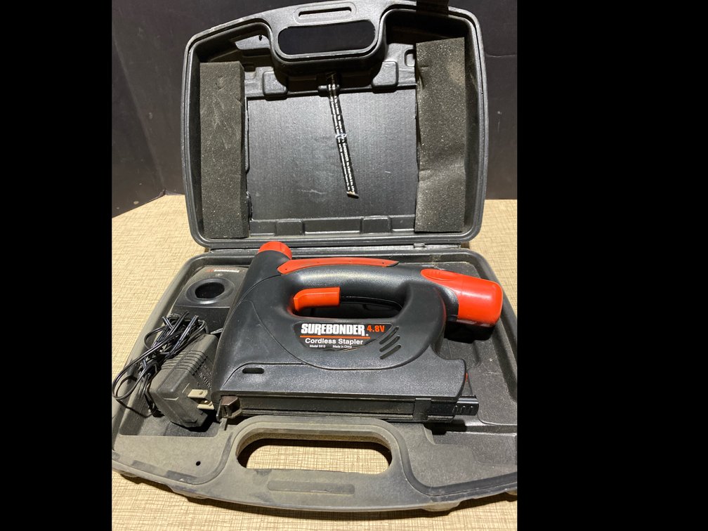 Super Bounder 4.8V Cordless Stapler