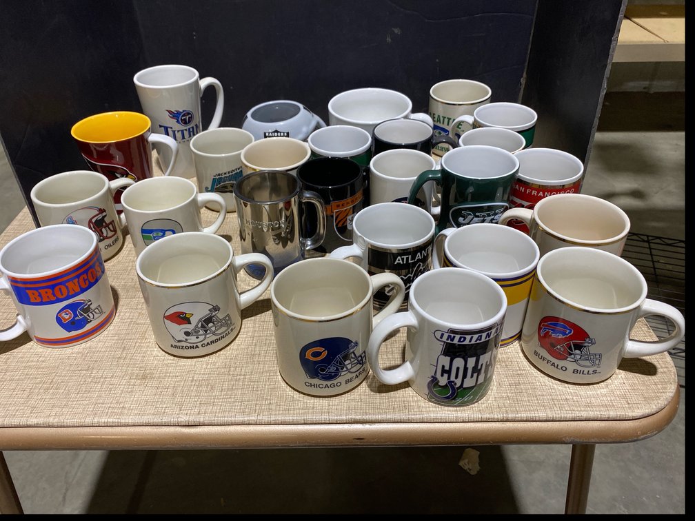 Sports Teams Coffee Cups & Muffin Pans