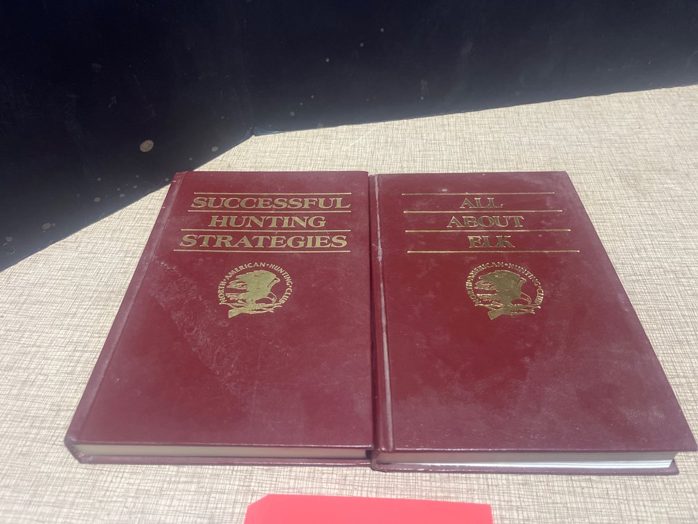 American Hunting Club Books