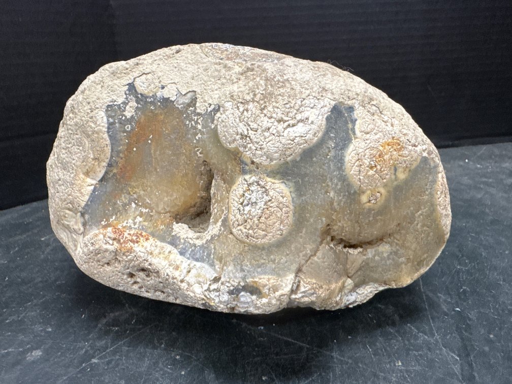 Large Agate Rock