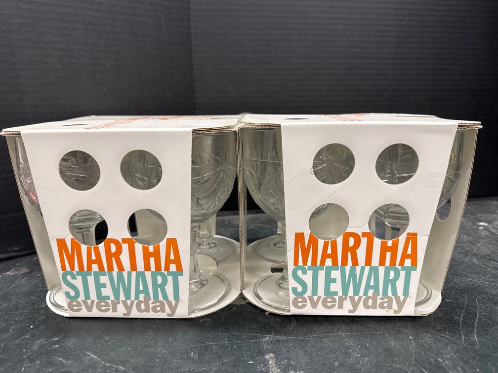 Martha Stewart Goblets (8) -New
