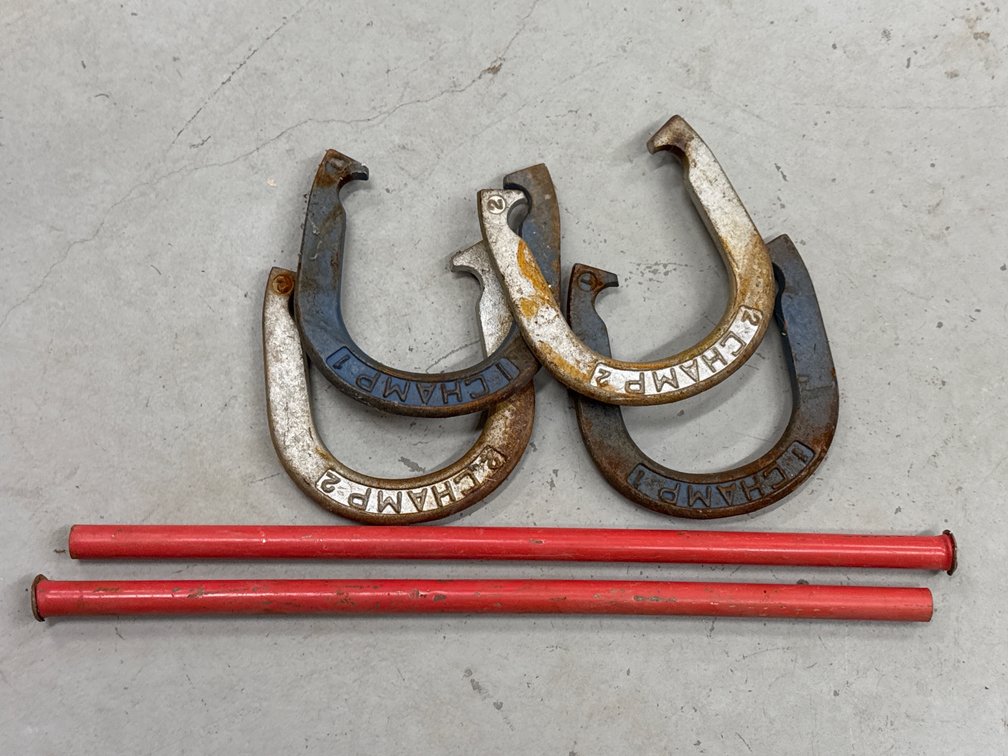 Horse Shoe Set