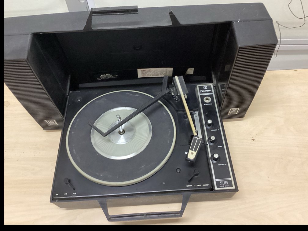 Emerson Portable Turntable