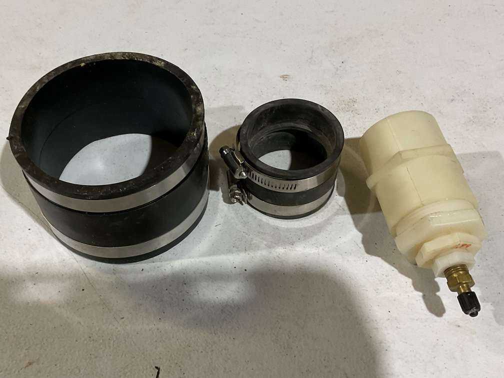 4.5” 2-5/8” Pipe Couplings & 1-3/4” Drain Plug