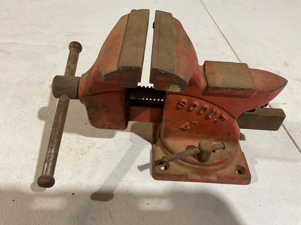 Scout 4” Bench Vise