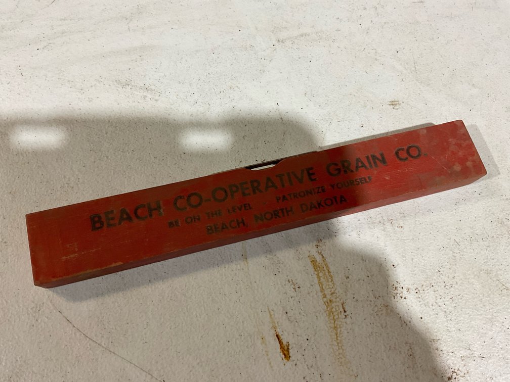Beach Co-Operative Grain Co. 11” Wood Level