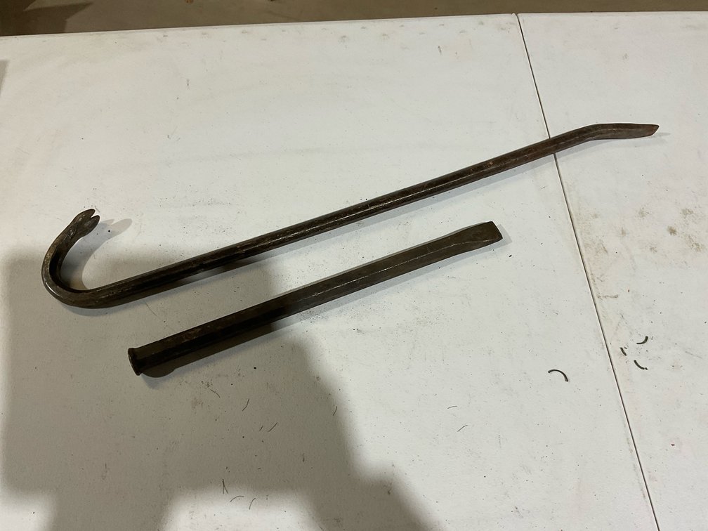 30” Crowbar & 17” Chisel