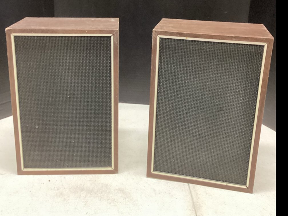 Stereo Speakers