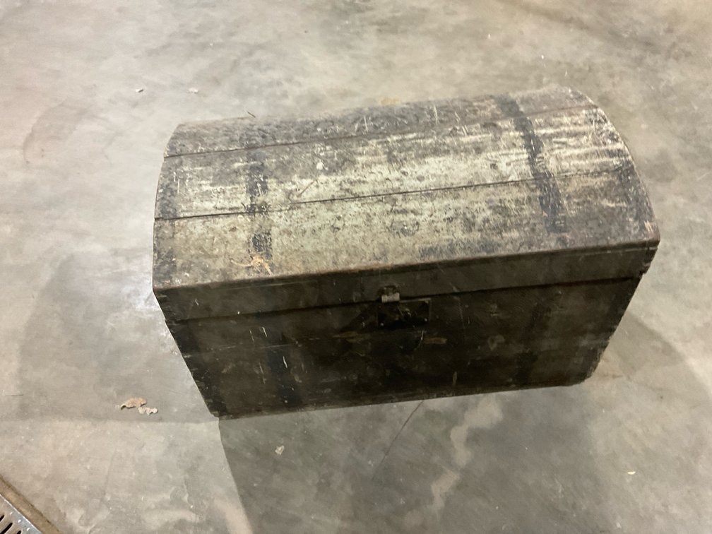 Wood Trunk 31x17x19”