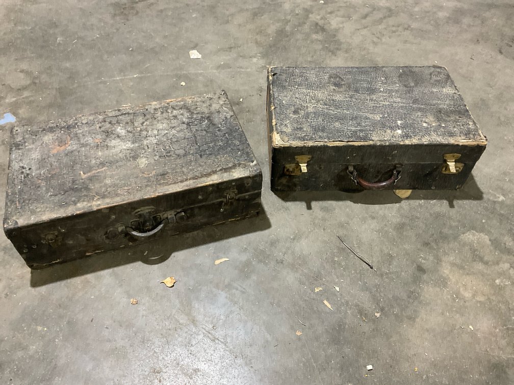 Vintage Suitcases (2)