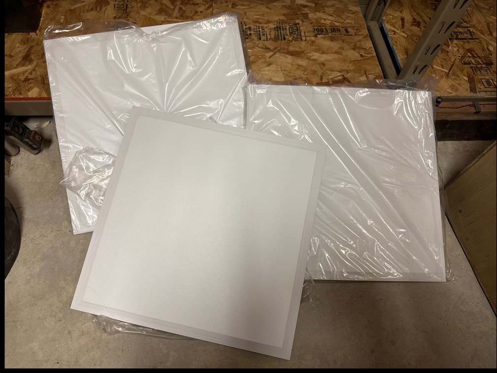 LED Flat Panels For Suspended Ceilings