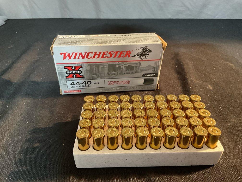 Winchester 44-40 WIN 225gr. Lead Flat Nose Ammo (50)