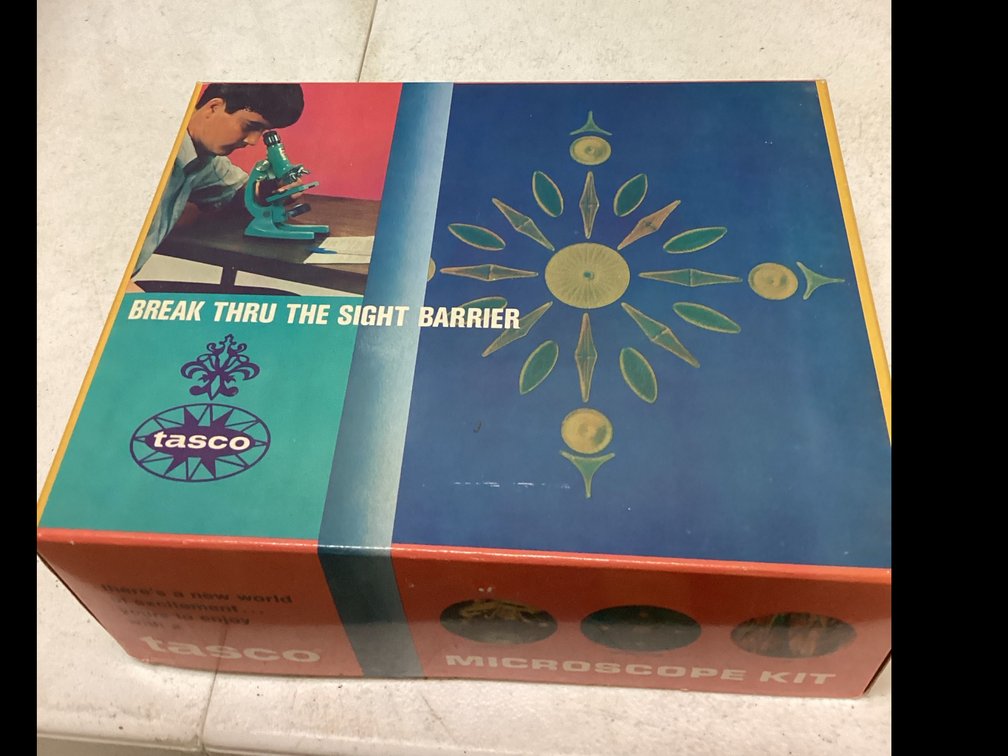 Tasco 600X Microscope Kit