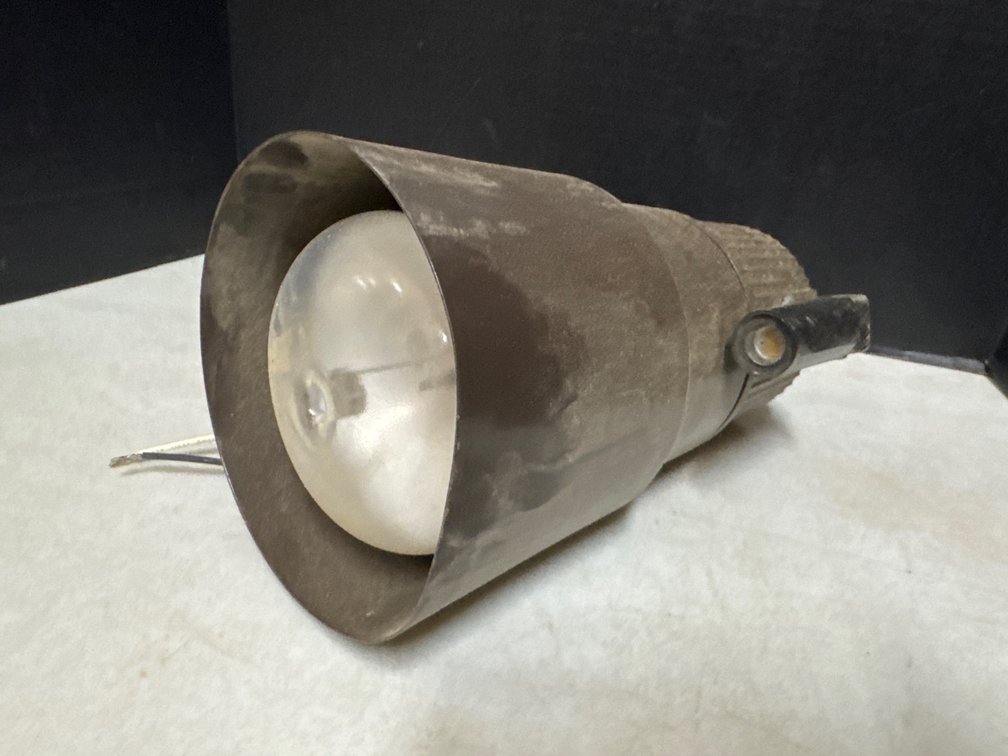 GE Floodlight