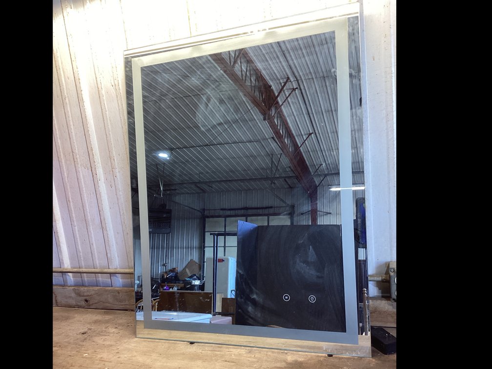 Lighted Mirror Changes Color